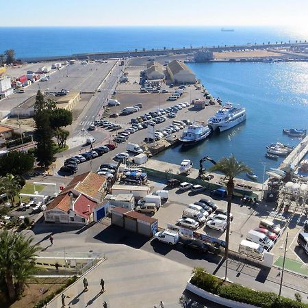 2 Bedroom Stunning Apartment In Torrevieja Dış mekan fotoğraf