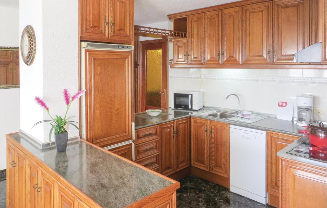 2 Bedroom Stunning Apartment In Torrevieja Dış mekan fotoğraf