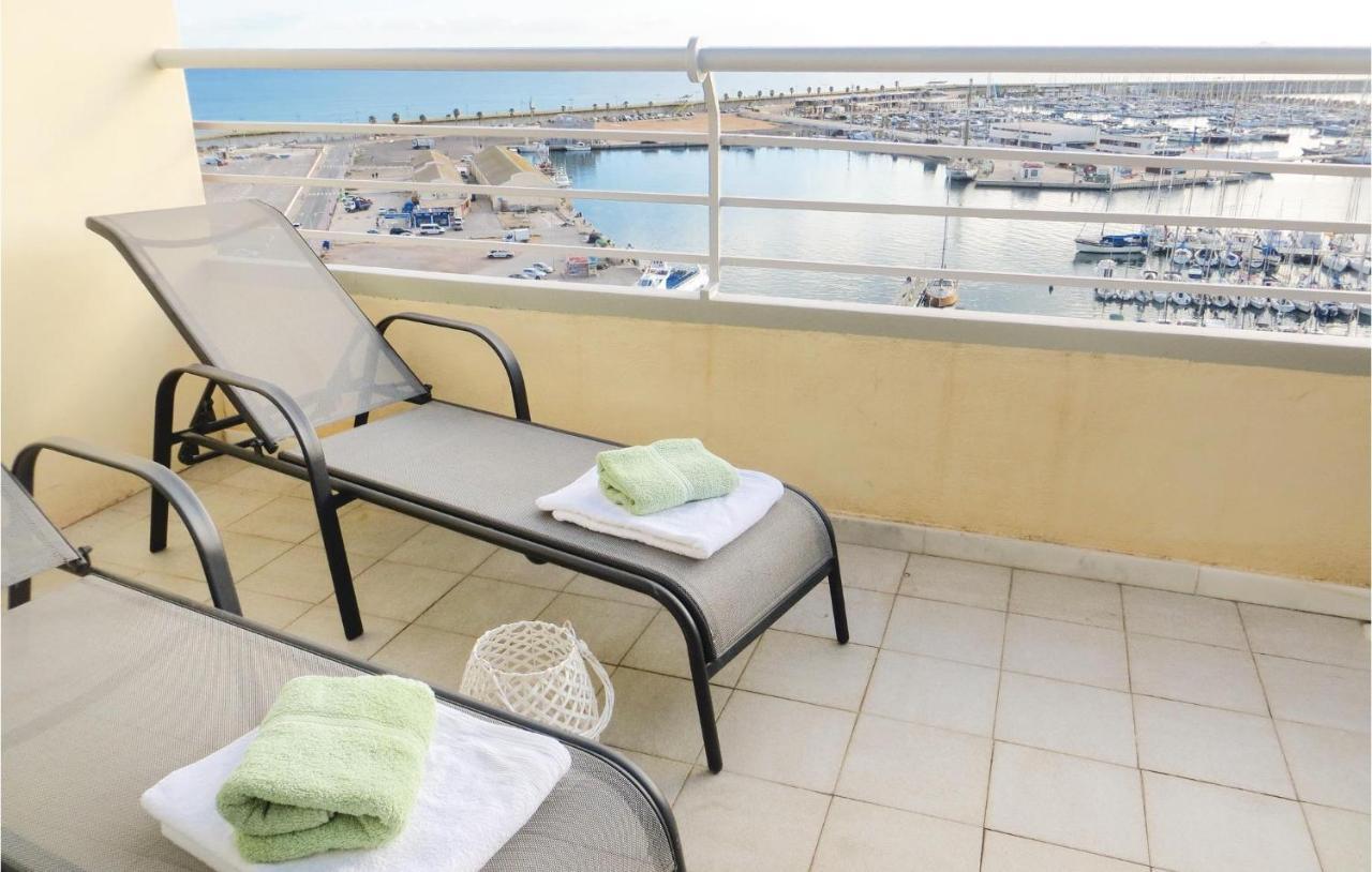 2 Bedroom Stunning Apartment In Torrevieja Dış mekan fotoğraf